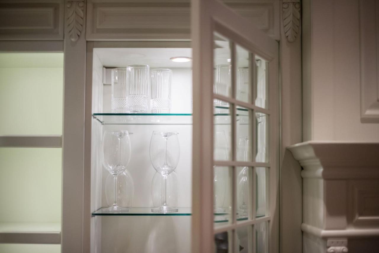 Appartamento Luxury 2Bdr Heart Of Old Town Vilnius Esterno foto