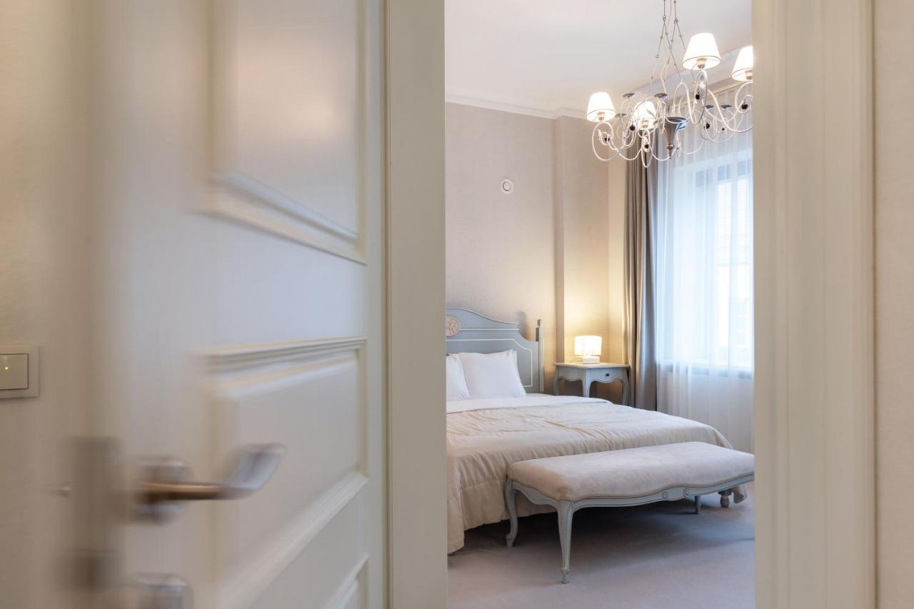 Appartamento Luxury 2Bdr Heart Of Old Town Vilnius Esterno foto