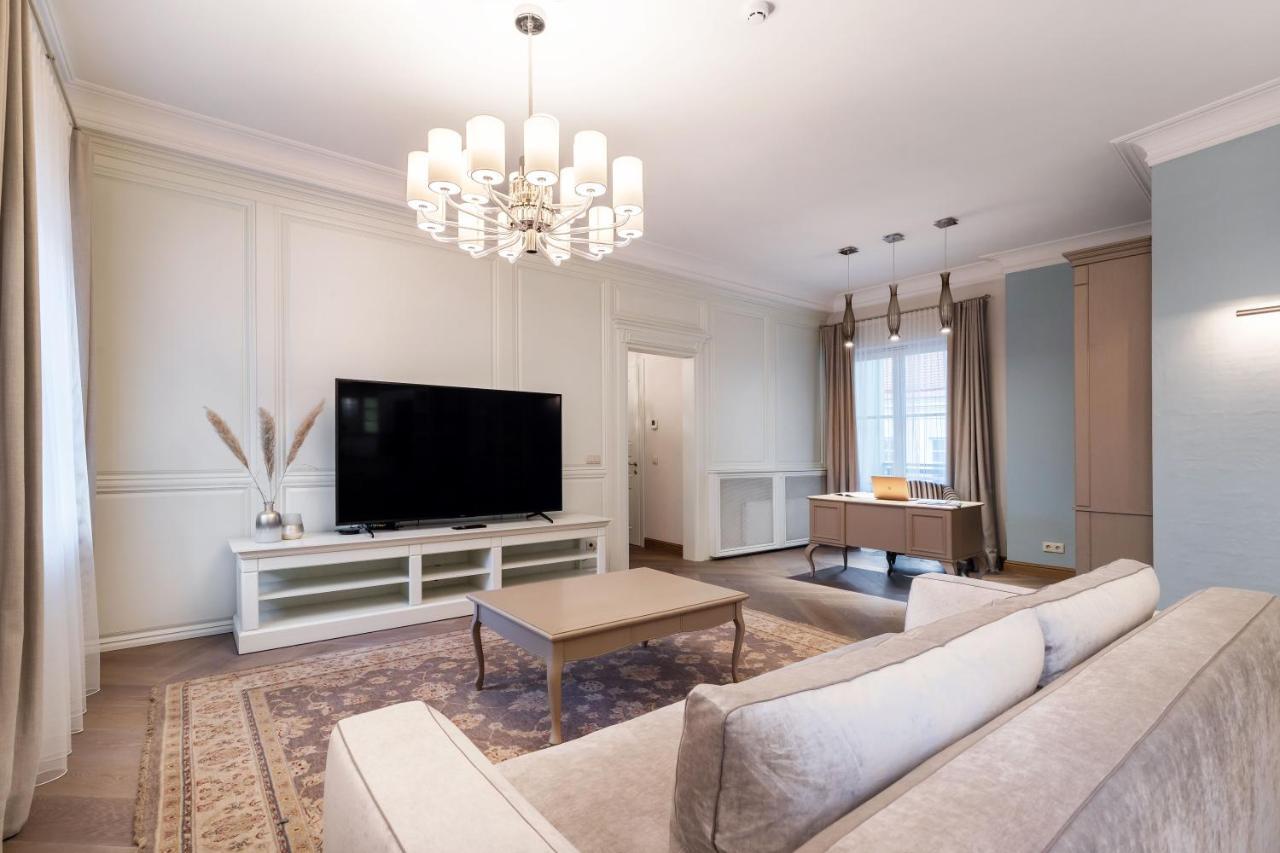 Appartamento Luxury 2Bdr Heart Of Old Town Vilnius Esterno foto